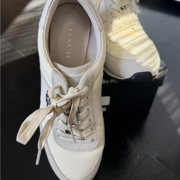 Coach Raelyn Runner Size 10 - Picture 2 of 16